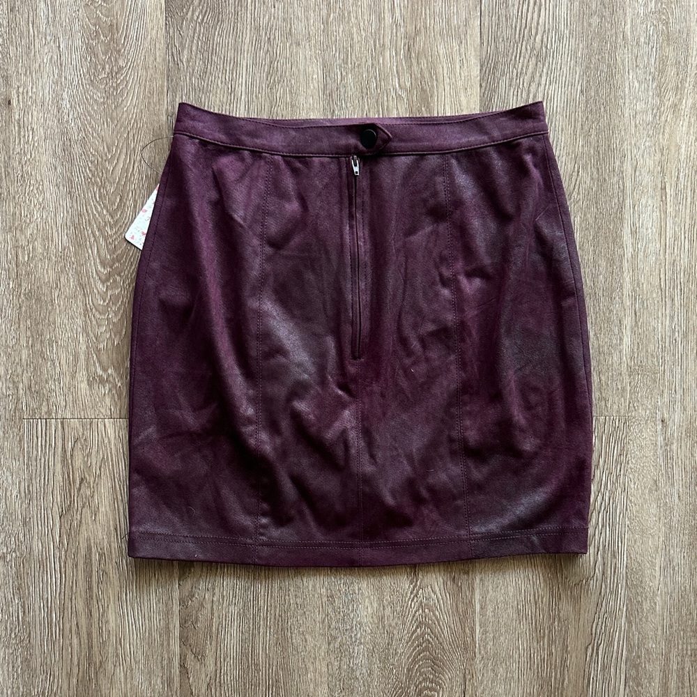 NWT Free People Rumi Ruched Mini Skirt‎ Burgundy Small Faux Suede Festival - Picture 4 of 4